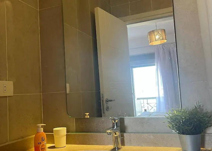 1bdr On Direct Swimming Pool Einbay